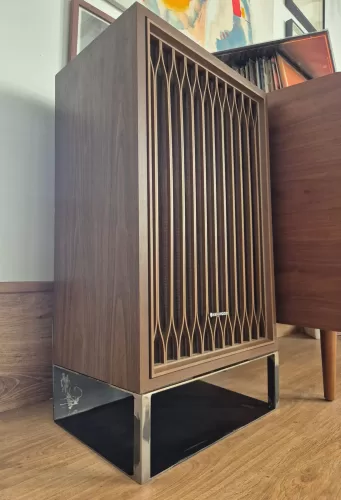 soporte para altavoz sonora